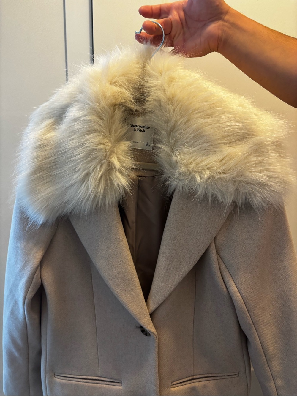 Abercrombie & Fitch Wool Blend Tan Long Length Coat w Removable Faux Fur Collar - Picture 15 of 16